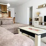 Aldo Apartment